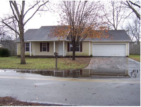 244 Beaver St, Ray City, GA 31645