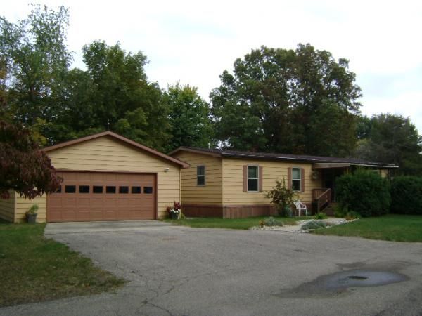 53713 ClarkDr, Mattawan, MI 49071