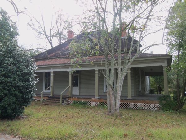 1007 Main Street, Ray City, GA 31645