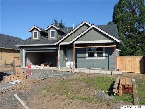 337 Lydia Ln, Lebanon, OR 97355
