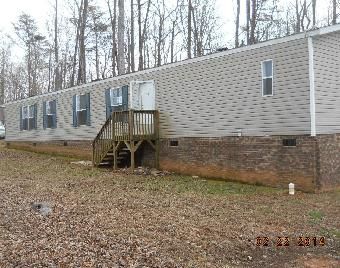 310 Colonial Estate Rd, Roxboro, NC 27574