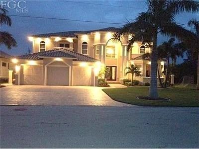 19Th, Cape Coral, FL 33904