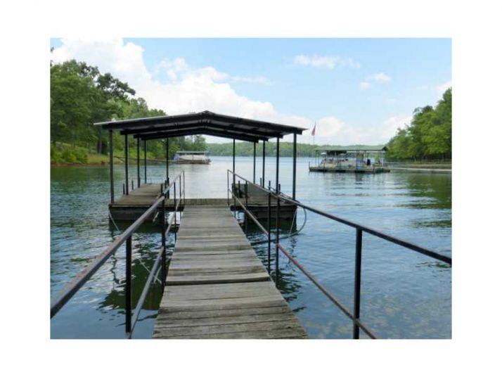 279 Tugaloo Point, Hartwell, GA 30643