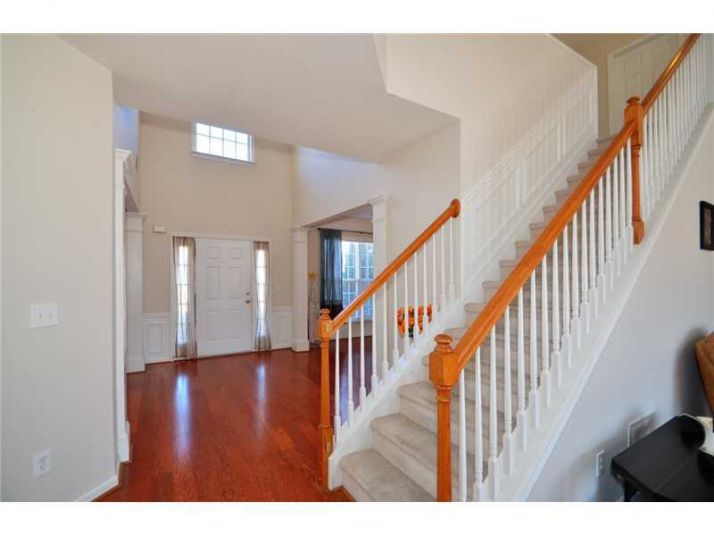 695 Glastonbury Court, Cumming, GA 30041