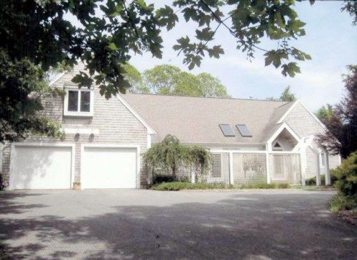 17 Manito Way, Orleans, MA 02653