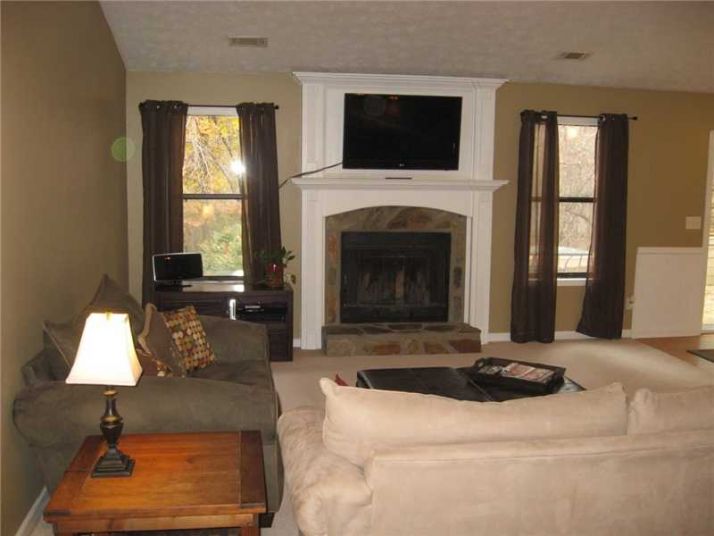 904 Riverstone Way, Woodstock, GA 30188