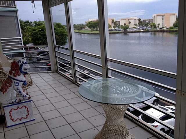 400 DIPLOMAT PW # 310, Hallandale, FL 33009