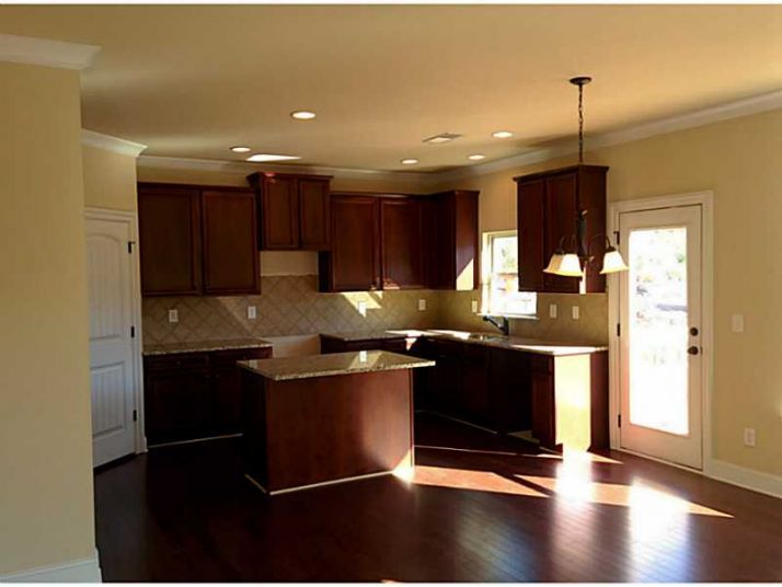 2935 Wardlaw Lane, Buford, GA 30519