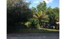 3023 NW 1 AV Miami, FL 33127