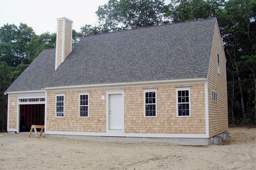 5 Annies Ln, Forestdale, MA 02644