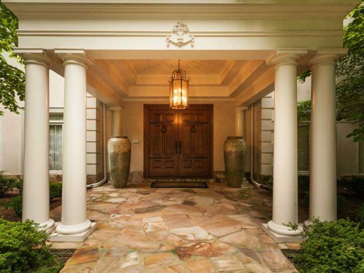 5790 Powers Ferry Road, Atlanta, GA 30327