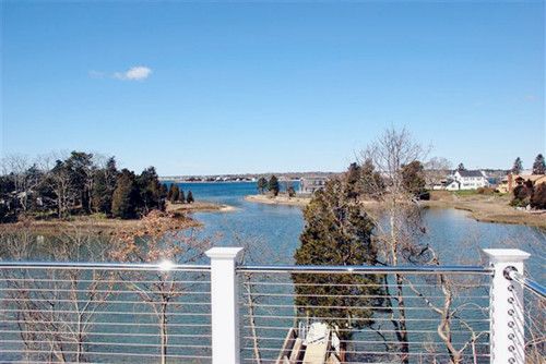 14 Warren Rd, Buzzards Bay, MA 02532