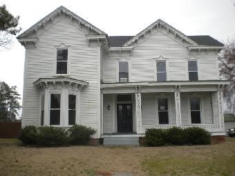 22125 Main Street, Courtland, VA 23837