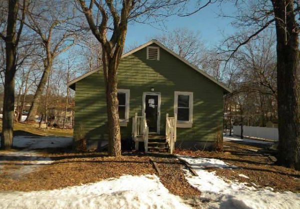 11 Usher Rd, North Grafton, MA 01536