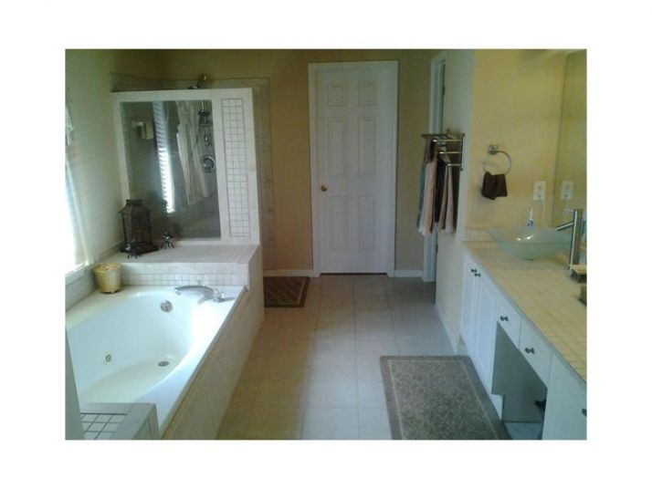 2001 Towne Lake Hills W, Woodstock, GA 30189