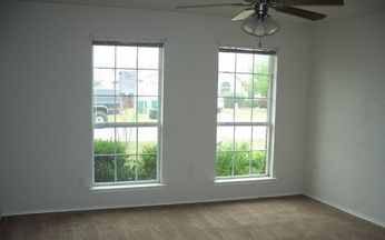 3005 Don Hill Lane, Taylor, TX 76574
