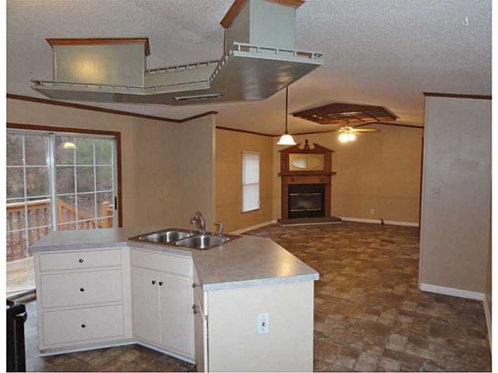 5779 Adrian Lane, Gainesville, GA 30506
