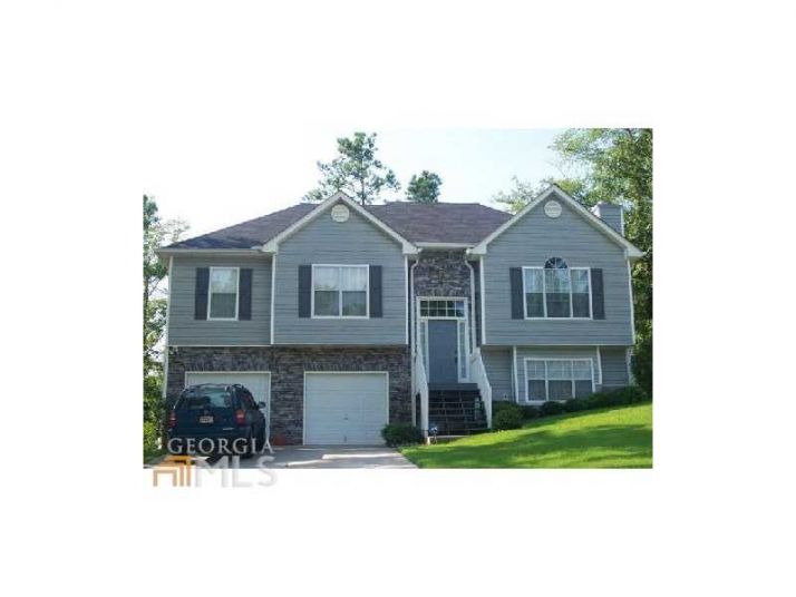 1358 Buckingham Dr, Hampton, GA 30228