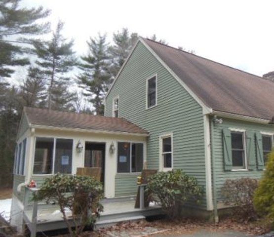 60 Point Dr, East Bridgewater, MA 02333