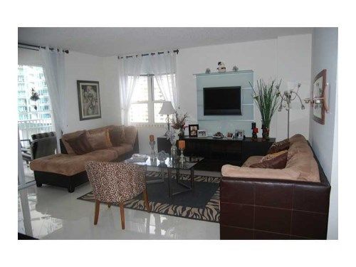 701 BRICKELL KEY BL # 2309, Miami, FL 33131