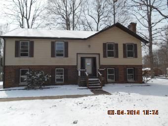 201 Powhatan Dr, Forest, VA 24551
