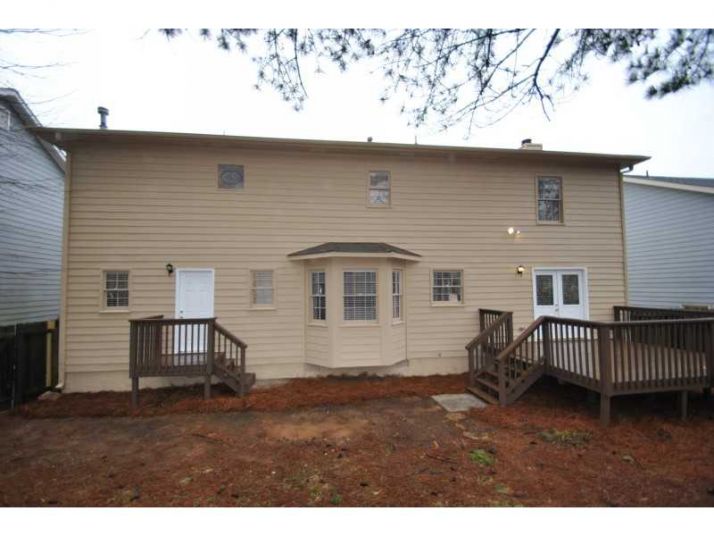 3165 Oak Meadow Drive, Snellville, GA 30078