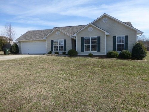 103 Tanner Cove Cir, New Market, AL 35761