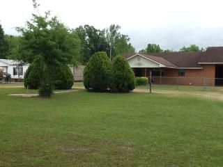 372 Will Poole Rd, Hope Hull, AL 36043