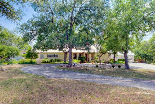 265 Center Point Dr, Center Point, TX 78010