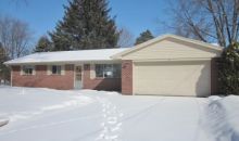 8816 Woodside Dr Temperance, MI 48182