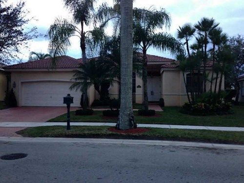 2551 JARDIN LN, Fort Lauderdale, FL 33327