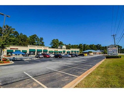 4757 Stone Mountain Hwy #1000, Lilburn, GA 30047