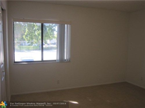 4146 LAKESIDE DR # 4146, Fort Lauderdale, FL 33319