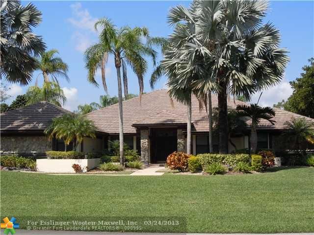 7411 DOVER CT, Pompano Beach, FL 33067