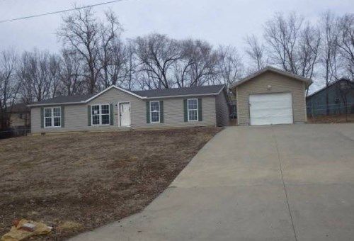 13632 Lawrence Street, Bonner Springs, KS 66012