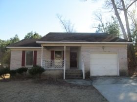 530 Abbottswood Dr, Fayetteville, NC 28301