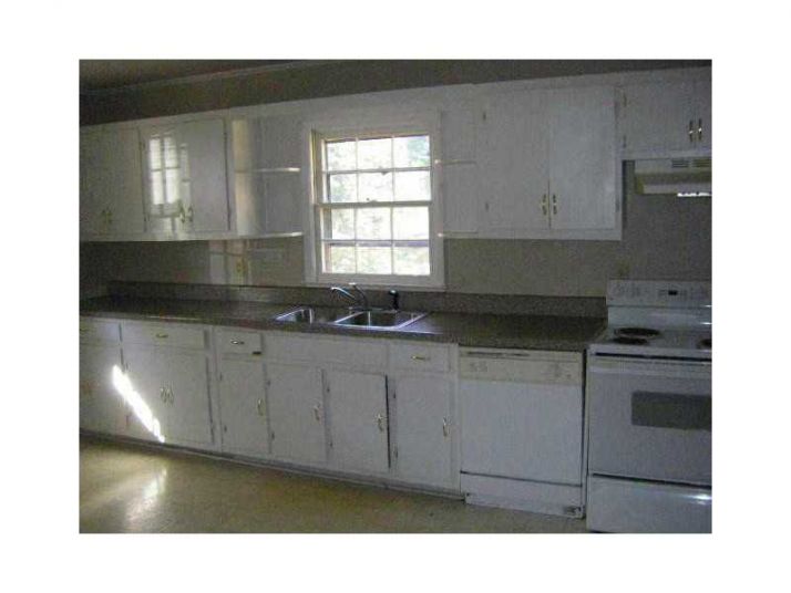 3366 Phillips Circle, Decatur, GA 30032