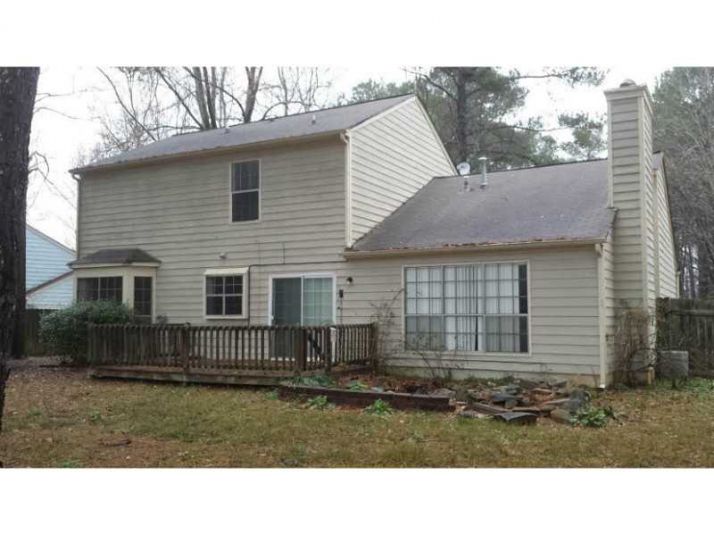 1341 Birdsong Lane, Hampton, GA 30228
