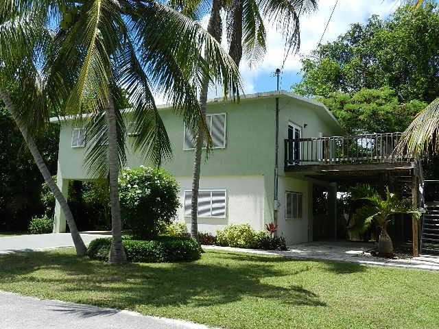 19 Atlantic Dr, Key Largo, FL 33037