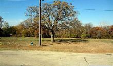 42 Thompson Street Lake Dallas, TX 75065