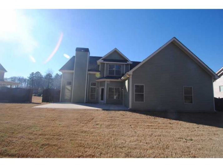 820 Sweetwater Bridge Circle, Douglasville, GA 30134