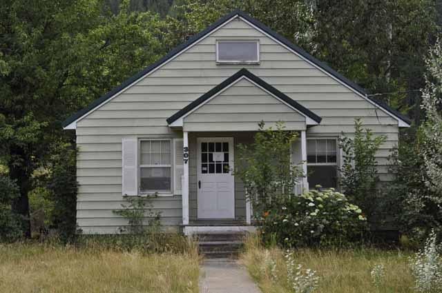 307 W Yellowstone, Silverton, ID 83867