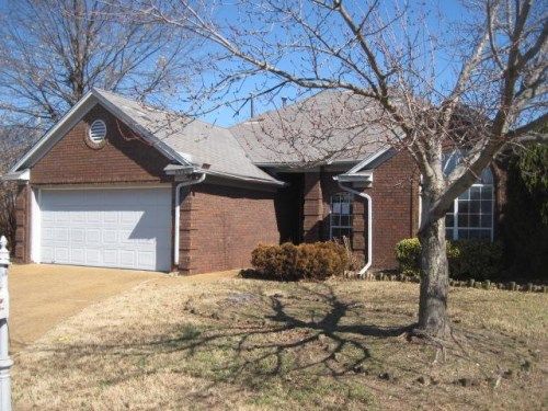 6702 Autumn Wood Cv, Memphis, TN 38141