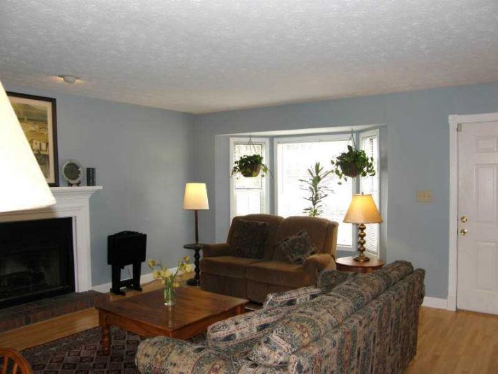Unit 697 - 697 Anderson Walk, Marietta, GA 30062
