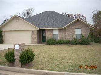 111 Meadow Ln, Poteau, OK 74953