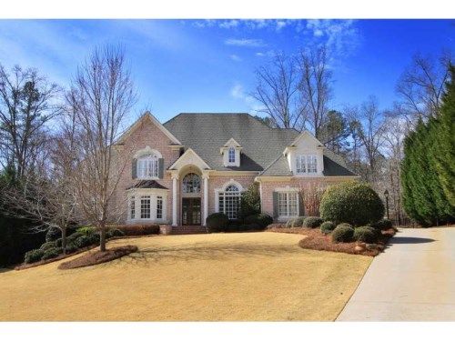 225 Eagles Circle, Alpharetta, GA 30004