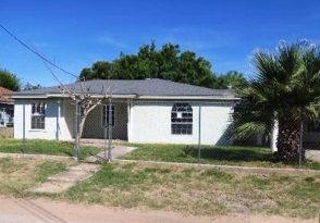 1095 Erika St, Eagle Pass, TX 78852