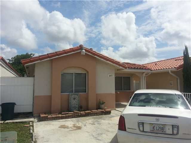 2877 W 75 ST, Hialeah, FL 33018