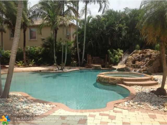 10460 S LAKE VISTA CIR, Fort Lauderdale, FL 33328