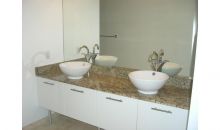 41 SE 5 ST # 708 Miami, FL 33131